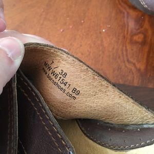 Born Shoes - Brown Leather Born Sandals Born Shoes - Brown Leather Born Sandals